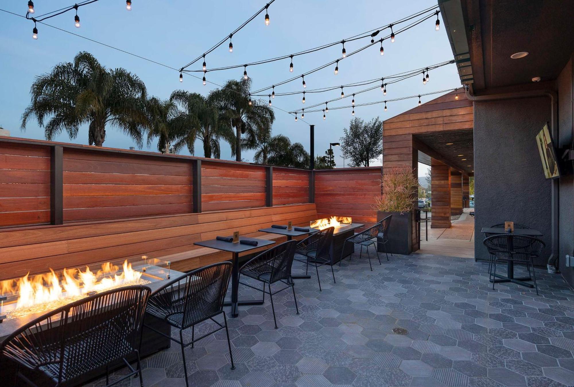 The Wayfarer San Luis Obispo, Tapestry Collection By Hilton Hotel Buitenkant foto